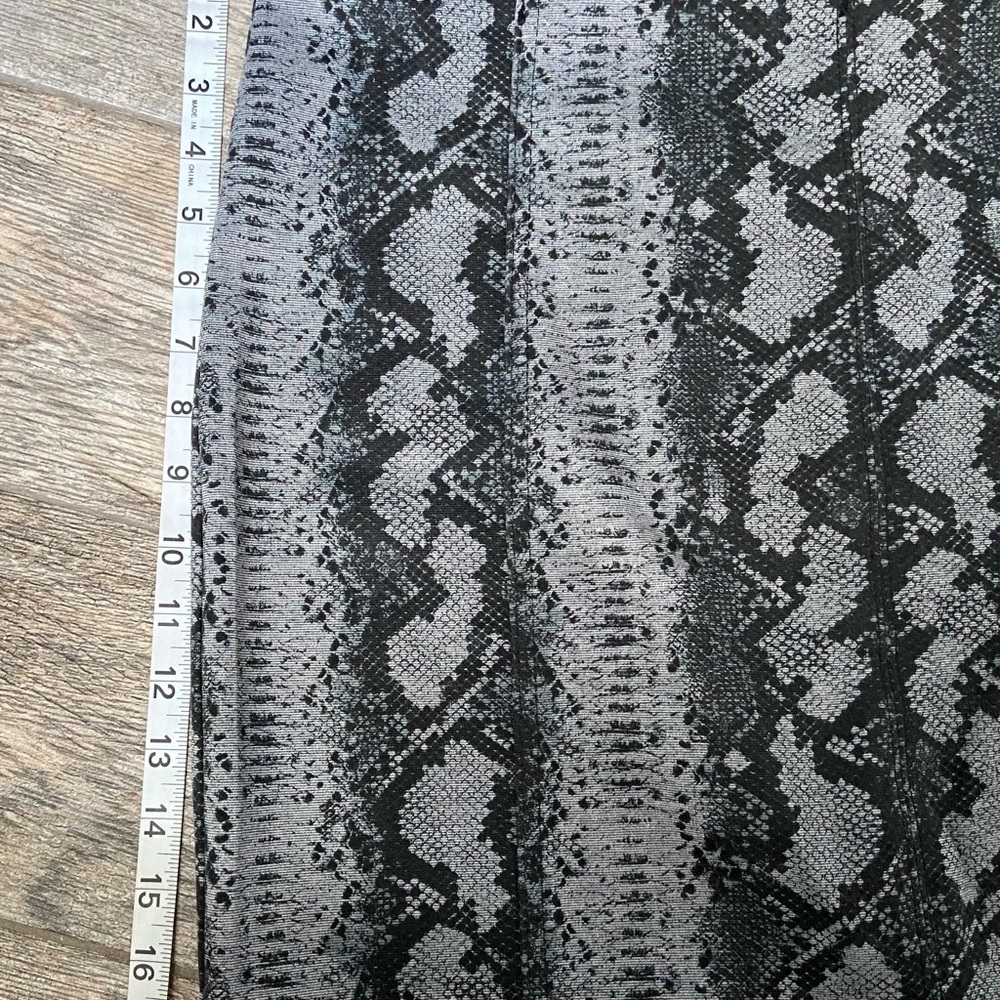 Material Girl python print mini skirt - Picture 9 of 11